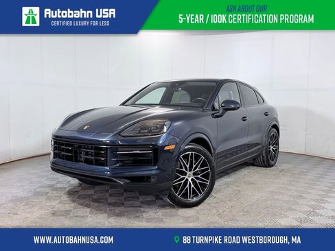 Used 2024 Porsche Cayenne Coupe AWD/4WD image 1