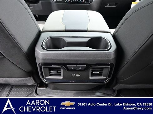 New 2026 Chevrolet Silverado 2500 ZR2 image 37