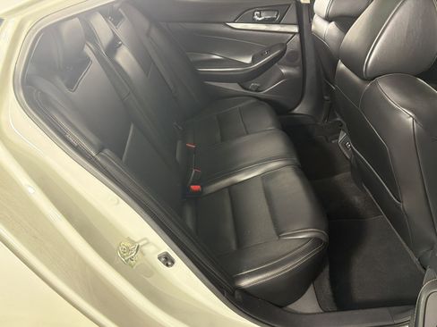 Used 2019 Nissan Maxima 3.5 SL w/ Floor Mat Group image 28