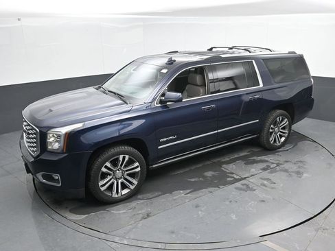 Used 2020 GMC Yukon XL Denali w/ Enhanced Security Package image 46