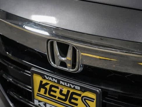 Used 2019 Honda Accord LX image 8