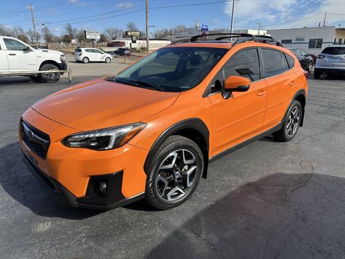 Used 2018 Subaru Crosstrek 2.0i Limited image 2