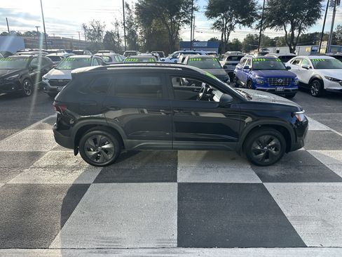 Used 2025 Volkswagen Taos S image 3