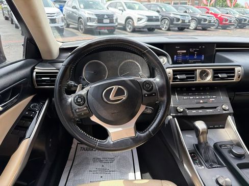 Used 2015 Lexus IS 250 RWD image 38