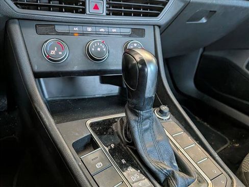 Used 2019 Volkswagen Jetta S w/ Driver Assistance Package FWD image 9