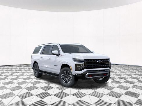 New 2026 Chevrolet Suburban Z71 image 8