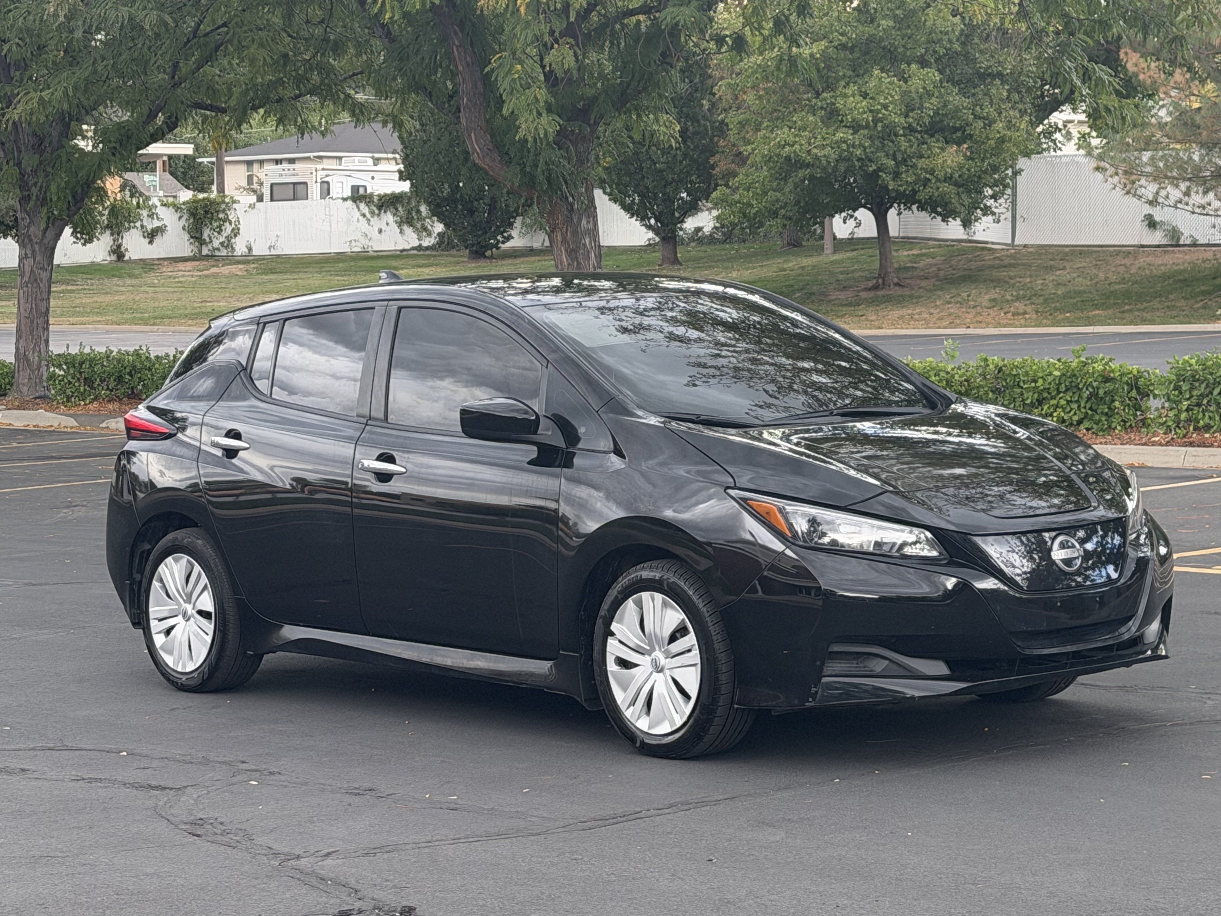 Used 2025 Nissan Leaf S FWD image 10