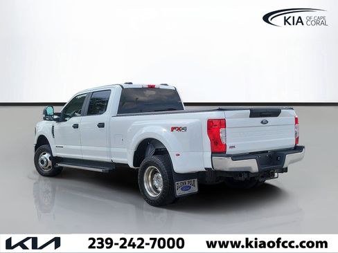 Used 2022 Ford F350 XL w/ STX Appearance Package AWD/4WD image 4