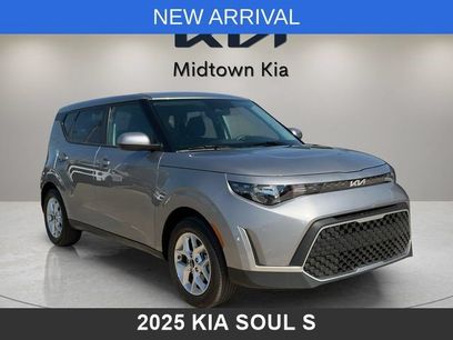 Used 2025 Kia Soul S
