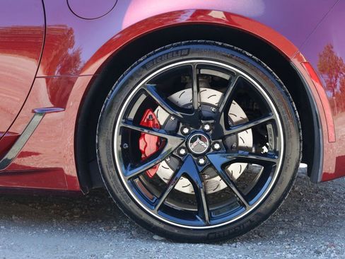 Used 2016 Chevrolet Corvette Z06 w/ 3LZ Preferred Equipment Group image 10