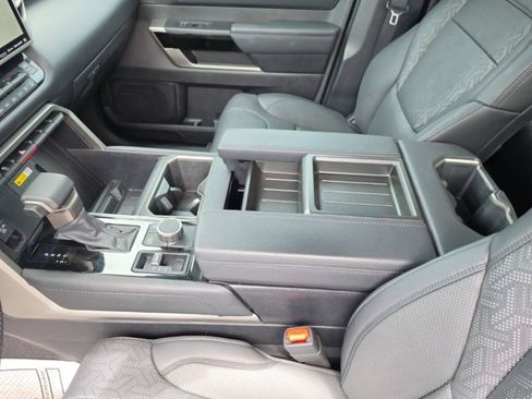 Used 2023 Toyota Tundra Limited AWD/4WD image 20