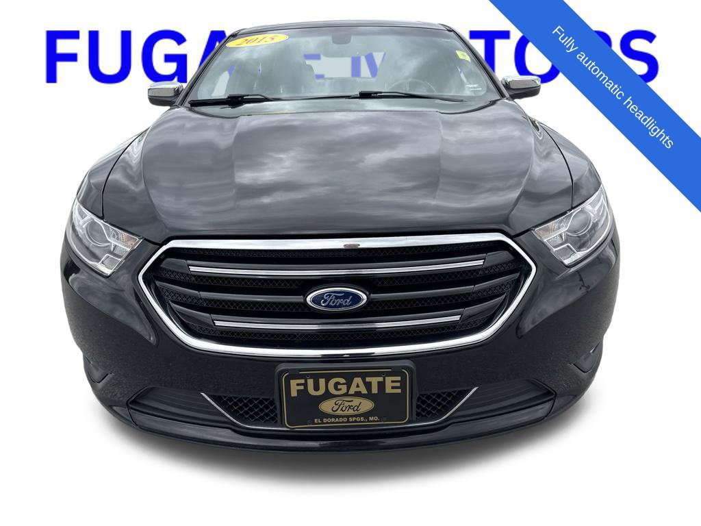 Used 2015 Ford Taurus Limited FWD image 11