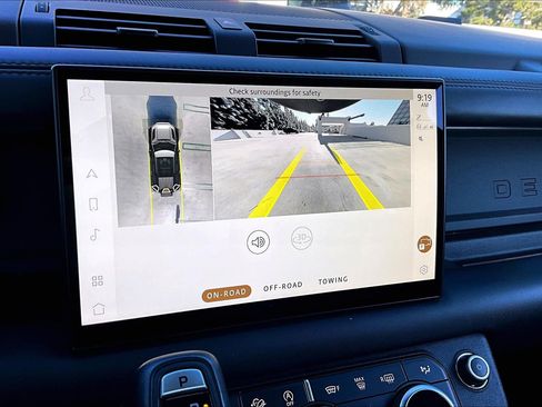 Used 2023 Land Rover Defender 110 V8 image 26