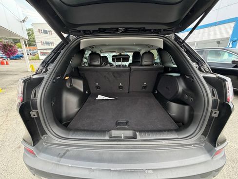 Used 2019 Jeep Cherokee Limited AWD/4WD image 11