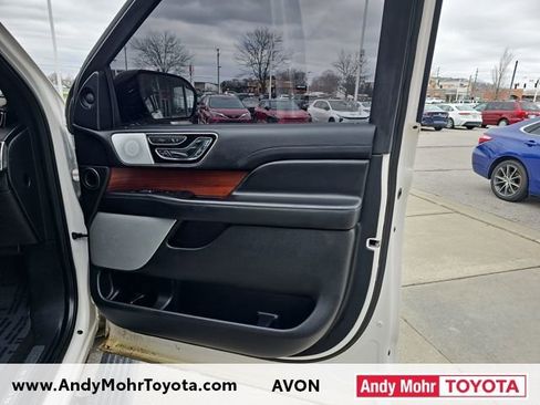 Used 2018 Lincoln Navigator L Reserve w/ Technology Package image 41