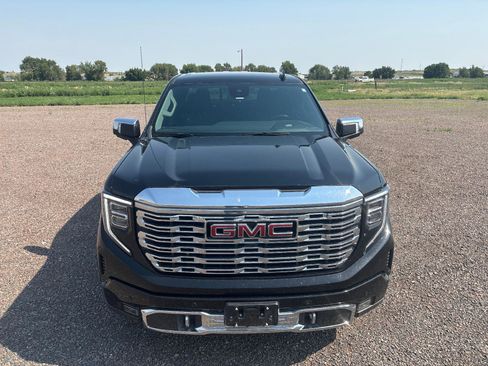 Used 2022 GMC Sierra 1500 Denali image 12