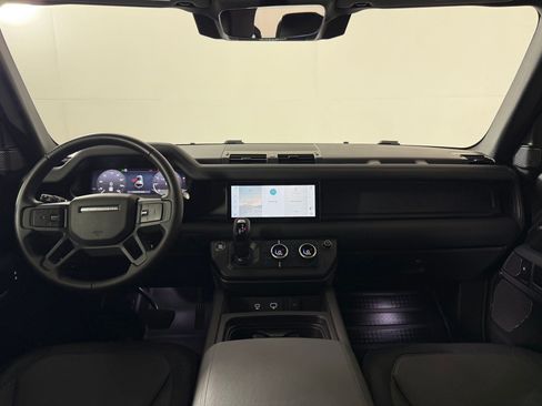 Used 2024 Land Rover Defender 110 X-Dynamic SE AWD/4WD image 15