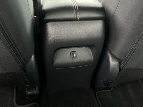Used 2024 Nissan Sentra SV FWD image 24
