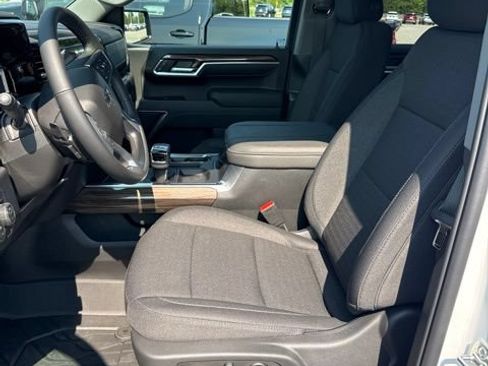 New 2026 Chevrolet Silverado 1500 RST w/ LPO, Dark Essentials Package AWD/4WD image 11