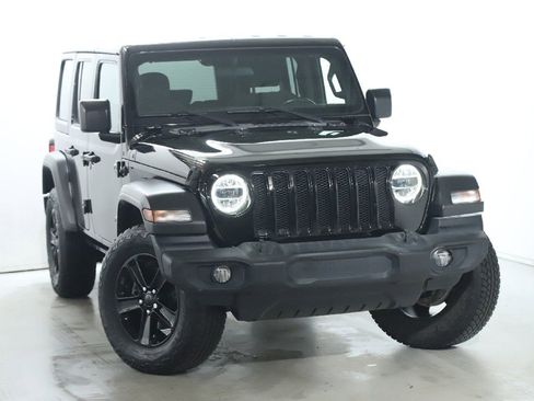 Used 2020 Jeep Wrangler Unlimited Sport image 2