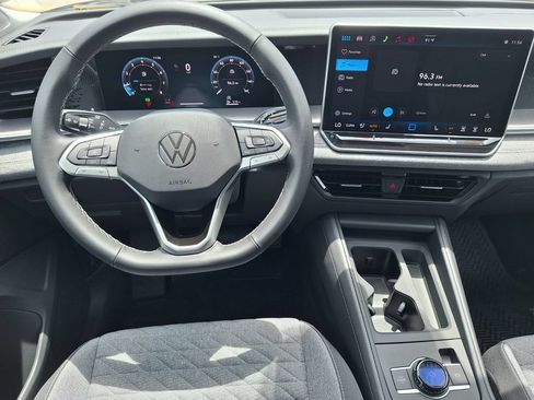 New 2026 Volkswagen Tiguan S FWD image 21