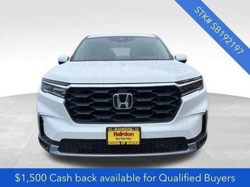 New 2025 Honda Pilot EX-L image 2