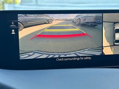 Certified 2025 MAZDA MAZDA3 2.5 Turbo Sedan w/Premium Plus image 18