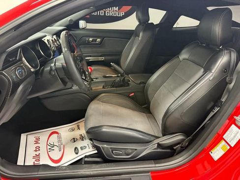 Used 2019 Ford Mustang Shelby GT350 w/ Technology Package image 10