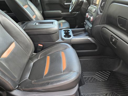 Used 2020 GMC Sierra 1500 AT4 w/ AT4 Premium Package image 10