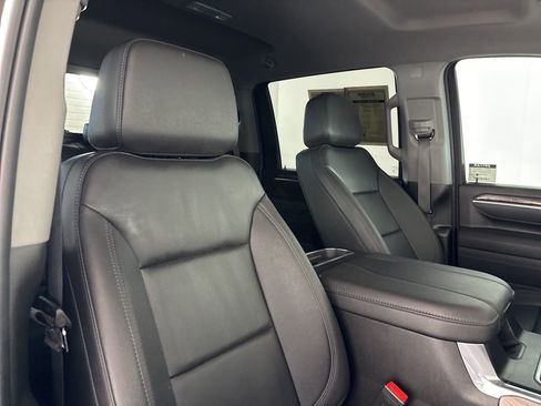 Used 2025 Chevrolet Silverado 3500 LTZ w/ LTZ Premium Package image 26