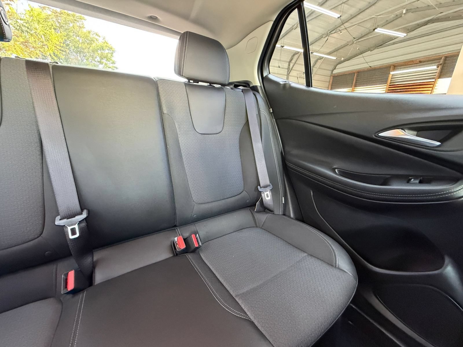 Used 2025 Buick Encore GX Preferred AWD/4WD image 36
