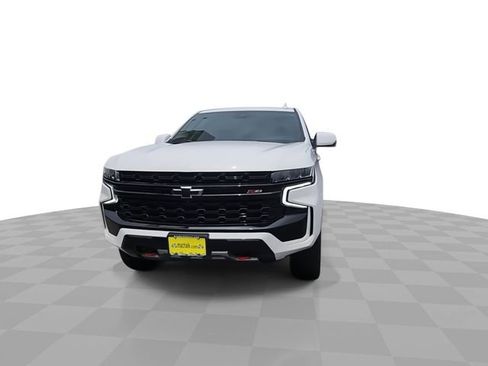 Used 2023 Chevrolet Tahoe Z71 w/ Z71 Off-Road Package AWD/4WD image 3