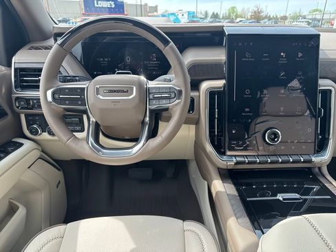 New 2026 GMC Yukon Denali AWD/4WD image 24