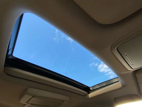 Used 2021 Honda Odyssey Touring image 40