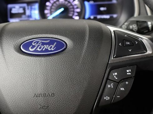 Used 2021 Ford Edge SEL w/ Convenience Package AWD/4WD image 10