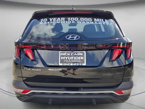 Certified 2023 Hyundai Tucson SE image 6