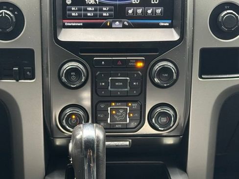 Used 2014 Ford F150 FX4 w/ Equipment Group 402A Luxury AWD/4WD image 15