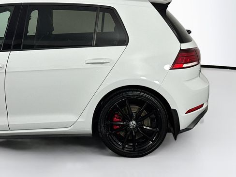 Used 2021 Volkswagen GTI SE FWD image 40