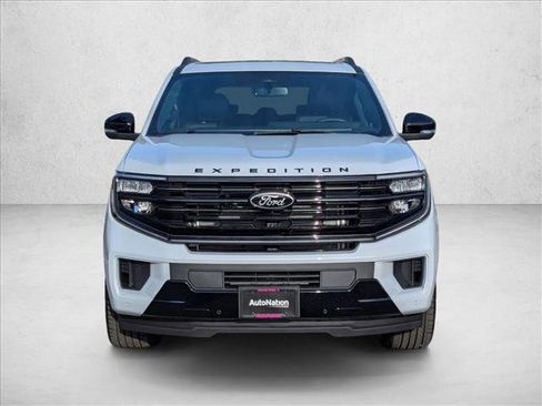 New 2025 Ford Expedition Platinum w/ Stealth Appearance Package image 6