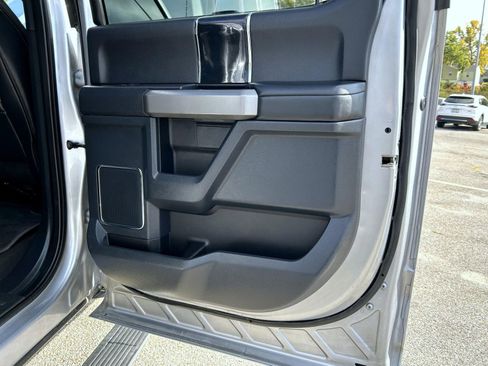 Used 2022 Ford F250 Platinum w/ FX4 Off-Road Package image 17