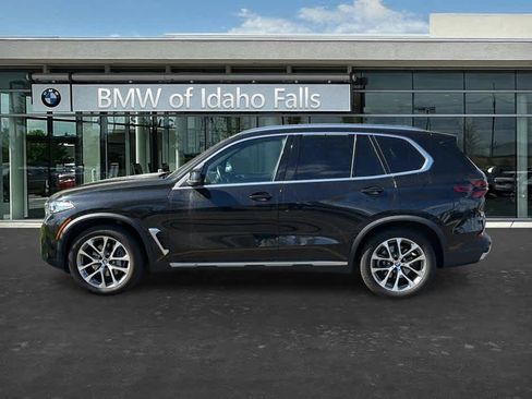 Used 2025 BMW X5 xDrive40i w/ Premium Package AWD/4WD image 4