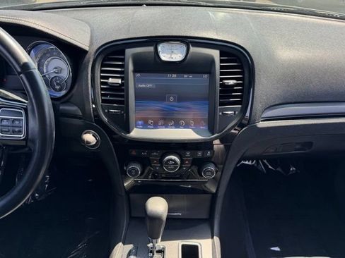 Used 2014 Chrysler 300 S AWD/4WD image 2