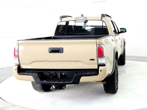 Used 2020 Toyota Tacoma TRD Off-Road image 5