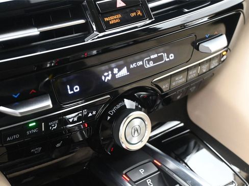 Used 2022 Acura MDX SH-AWD w/ Technology Package image 7