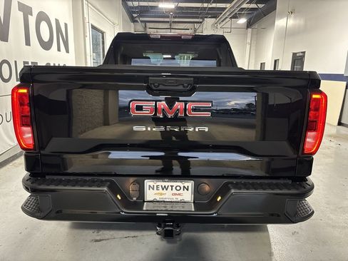 New 2026 GMC Sierra 1500 Pro w/ Graphite Edition image 30