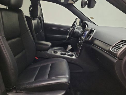 Used 2018 Jeep Grand Cherokee Limited AWD/4WD image 21