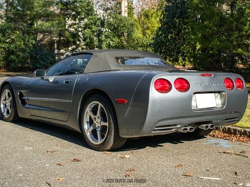 Used 2003 Chevrolet Corvette Convertible w/ Preferred Equipment Group1 image 16