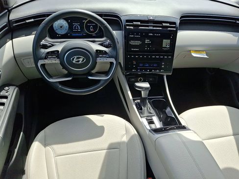 Certified 2024 Hyundai Tucson SEL AWD/4WD image 27
