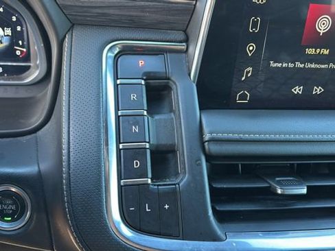 Used 2023 GMC Yukon SLT image 29