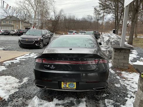 Used 2017 Lincoln MKZ Reserve w/ Technology Package image 6